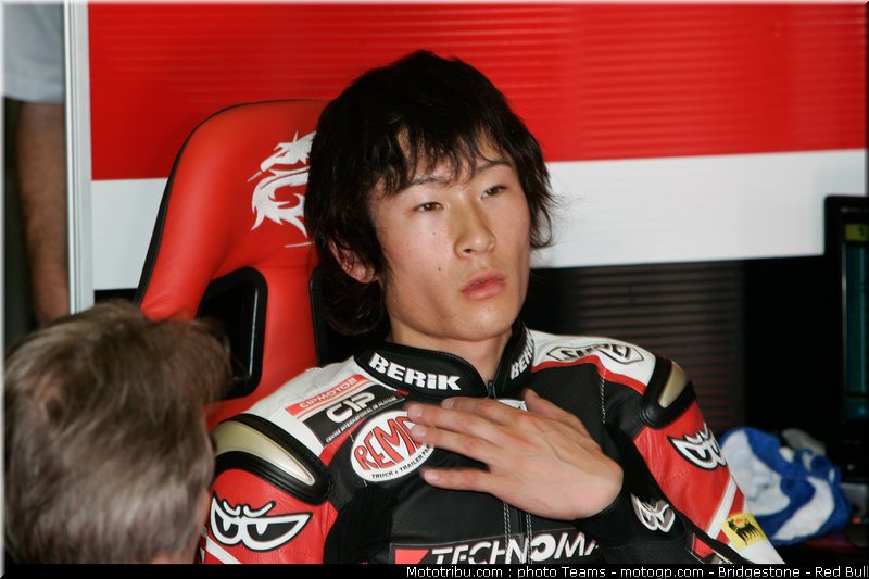 moto2_tomizawa_06_jerez_2010