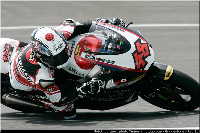moto2_tomizawa_10_jerez_2010