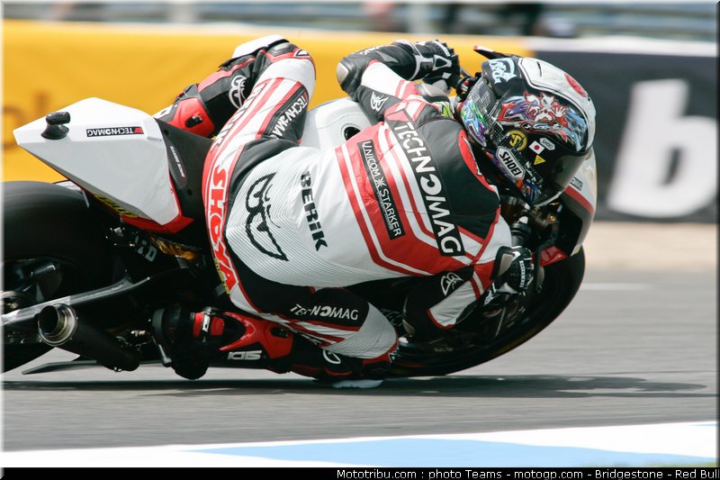 moto2_tomizawa_13_jerez_2010