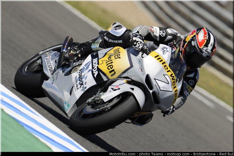 motogp_aoyama_2_jerez_2010