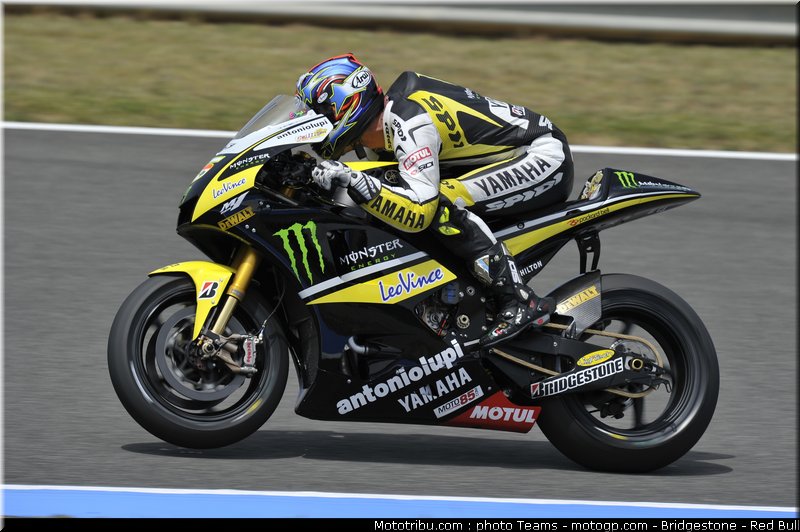 motogp_edwards_05_jerez_2010