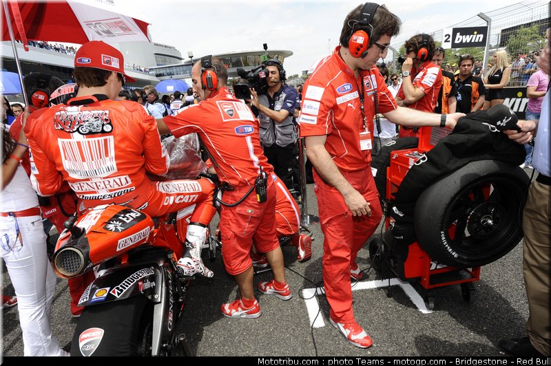 motogp_hayden_01_jerez_2010
