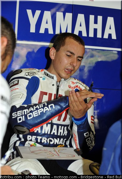 motogp_lorenzo_14_jerez_2010