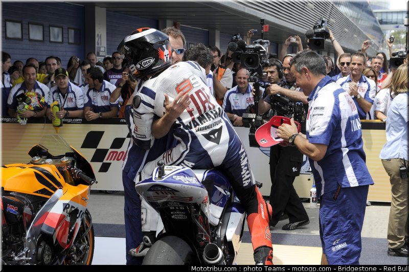 motogp_lorenzo_22_jerez_2010