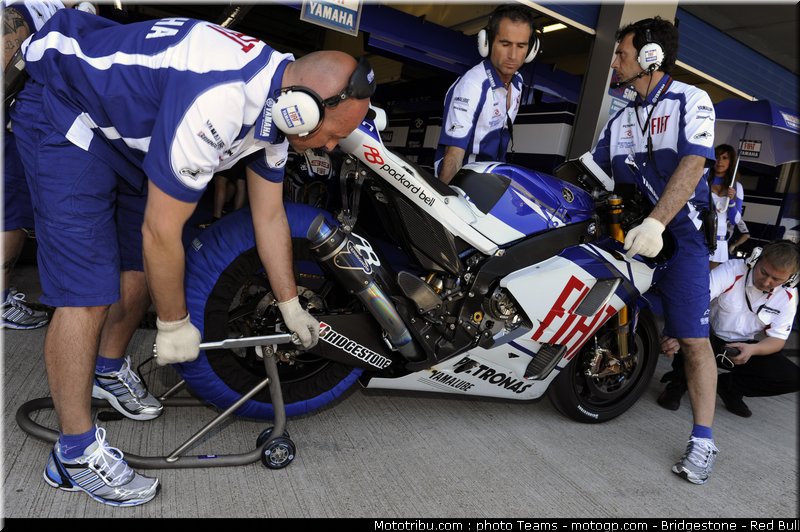 motogp_lorenzo_23_jerez_2010