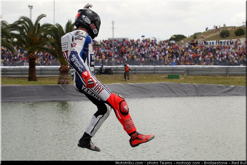 motogp_lorenzo_25_jerez_2010