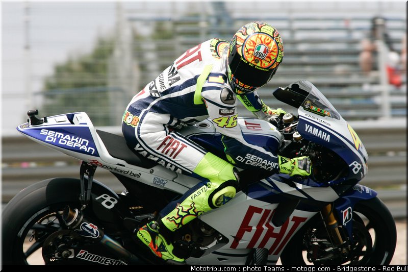 motogp_rossi_05_jerez_2010
