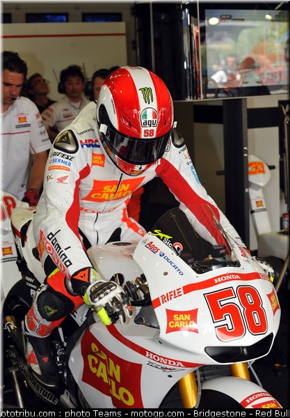 motogp_simoncelli_05_jerez_2010