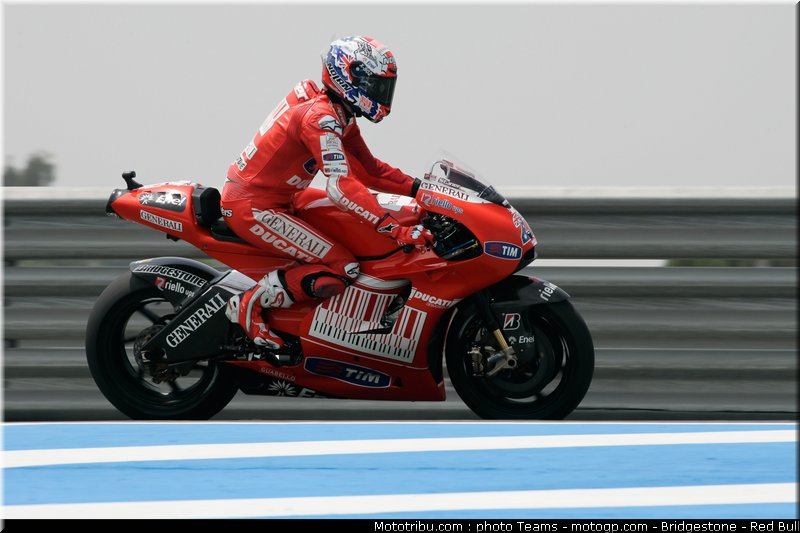 motogp_stoner_03_jerez_2010