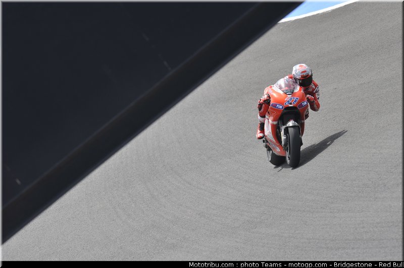 motogp_stoner_14_jerez_2010