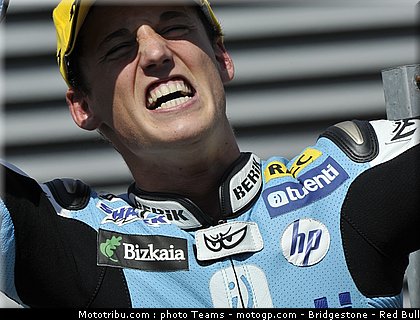 125_espargaro_6_jerez_2010.jpg