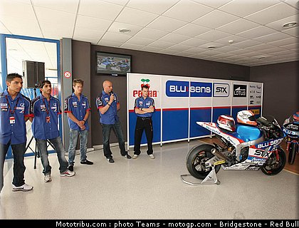 moto2_bluesens_4_jerez_2010.jpg