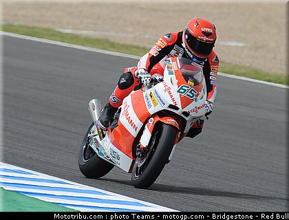 moto2_bradl_06_jerez_2010.jpg