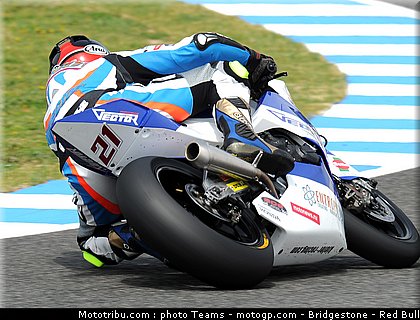 moto2_leonov_06_jerez_2010.jpg