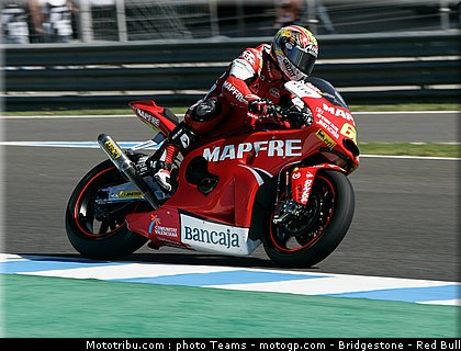 moto2_simon_02_jerez_2010.jpg