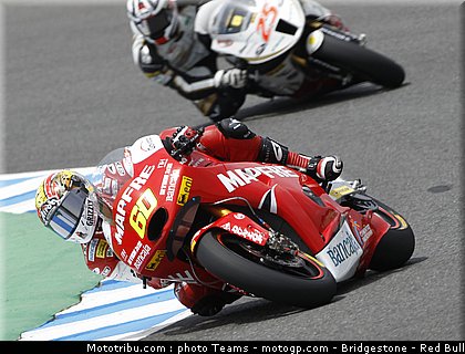 moto2_simon_05_jerez_2010.jpg