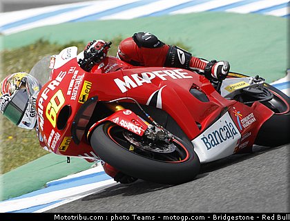 moto2_simon_07_jerez_2010.jpg