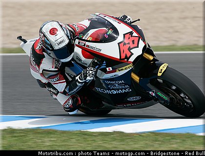 moto2_tomizawa_02_jerez_2010.jpg