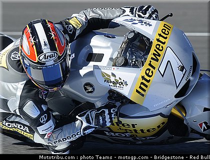 motogp_aoyama_1_jerez_2010.jpg
