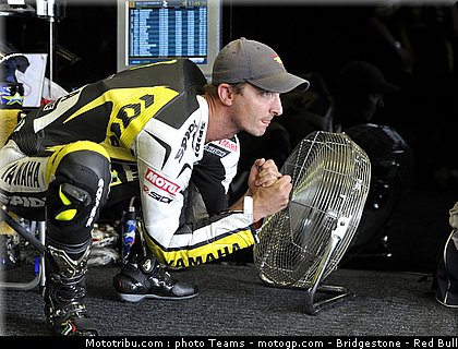 motogp_edwards_04_jerez_2010.jpg