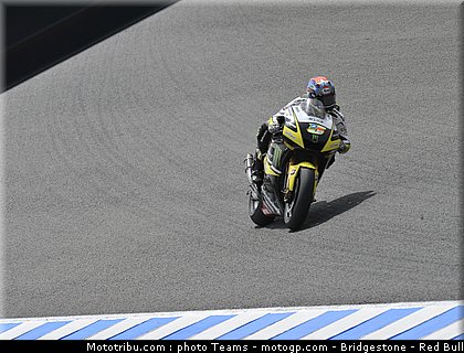 motogp_edwards_10_jerez_2010.jpg