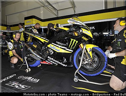 motogp_edwards_17_jerez_2010.jpg