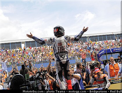 motogp_lorenzo_09_jerez_2010.jpg