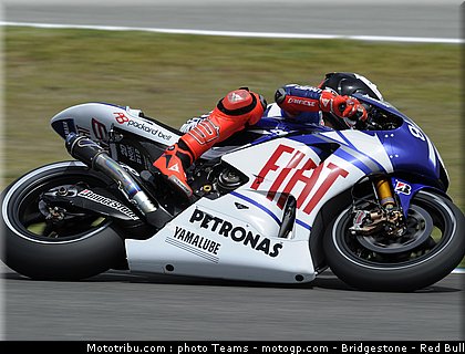 motogp_lorenzo_17_jerez_2010.jpg