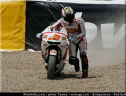motogp_melandri_05_jerez_2010.jpg