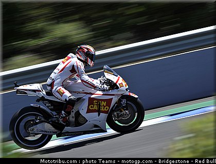 motogp_melandri_25_jerez_2010.jpg