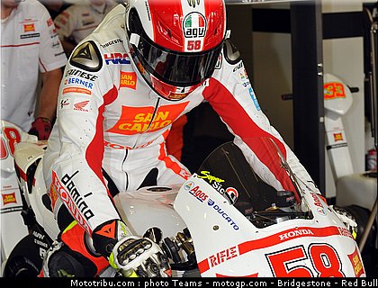 motogp_simoncelli_05_jerez_2010.jpg