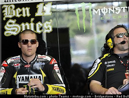 motogp_spies_01_jerez_2010.jpg
