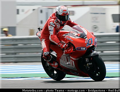 motogp_stoner_04_jerez_2010.jpg