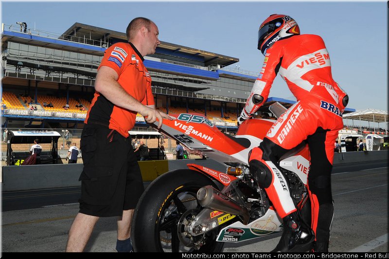 moto2_bradl_6_france_2010