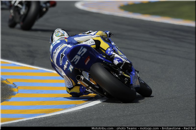 moto2_derosa_04_france_2010