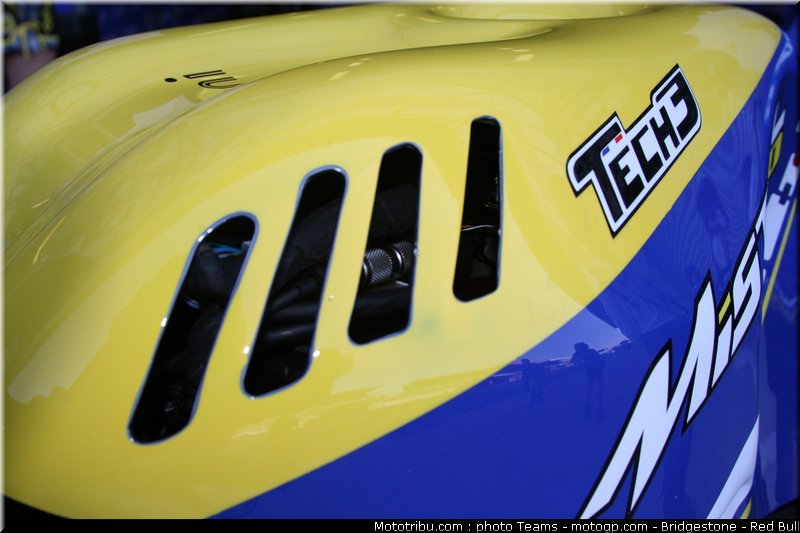 moto2_tech3_4_france_2010