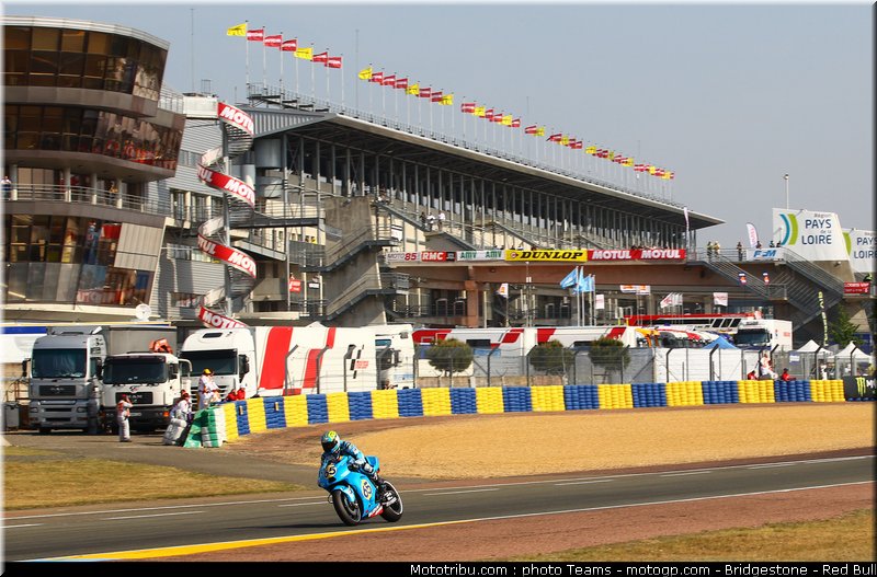 motogp_capirossi_09_france_2010