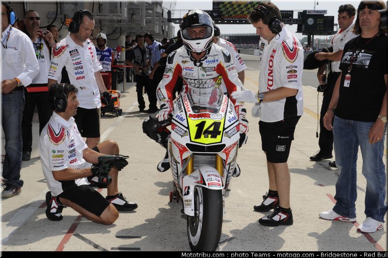 motogp_depuniet_24_france_2010