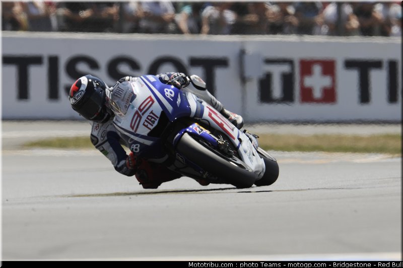 motogp_lorenzo_04_france_2010