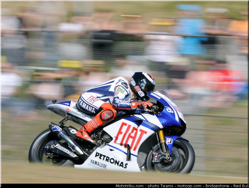 motogp_lorenzo_08_france_2010