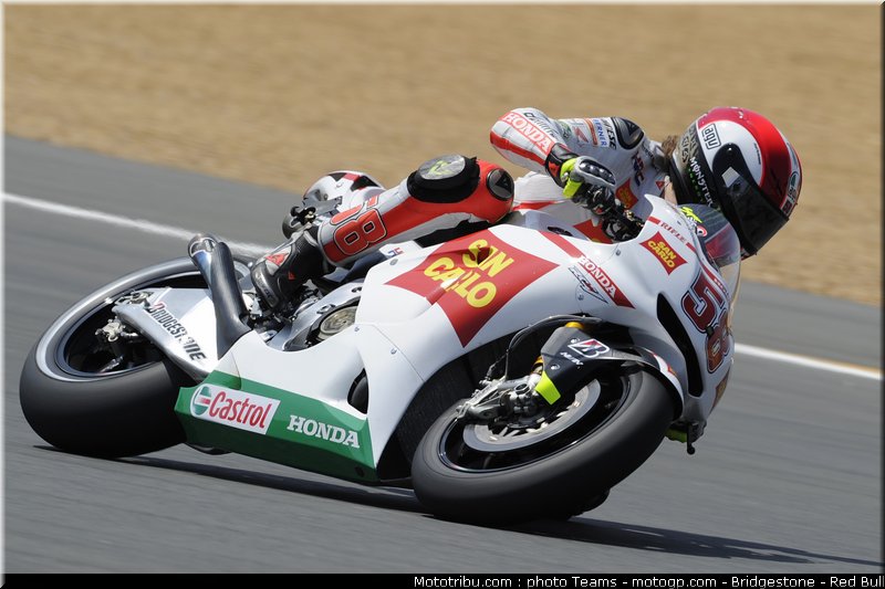 motogp_simoncelli_12_france_2010