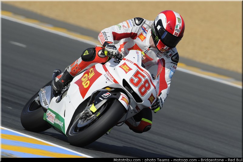 motogp_simoncelli_17_france_2010
