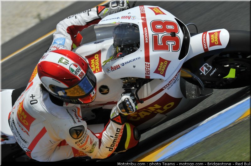 motogp_simoncelli_29_france_2010