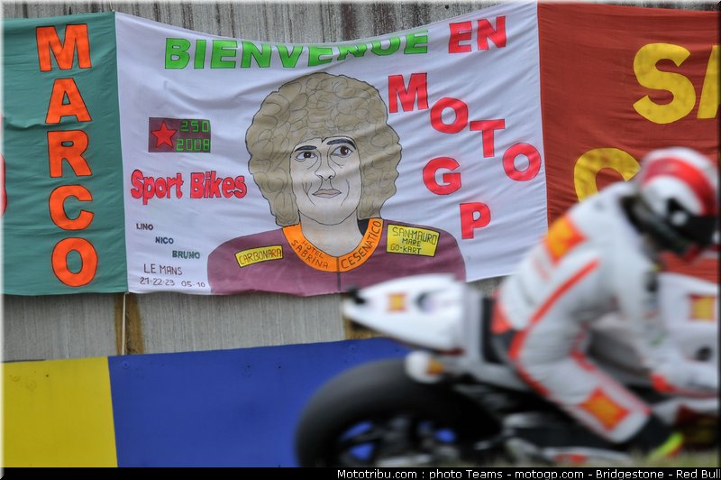 motogp_simoncelli_30_france_2010