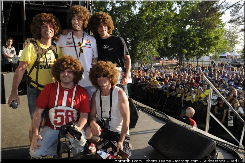 motogp_simoncelli_36_france_2010