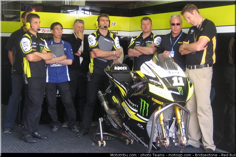 motogp_spies_10_france_2010