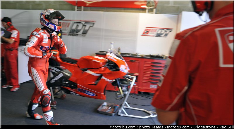 motogp_stoner_05_france_2010