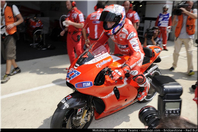 motogp_stoner_16_france_2010