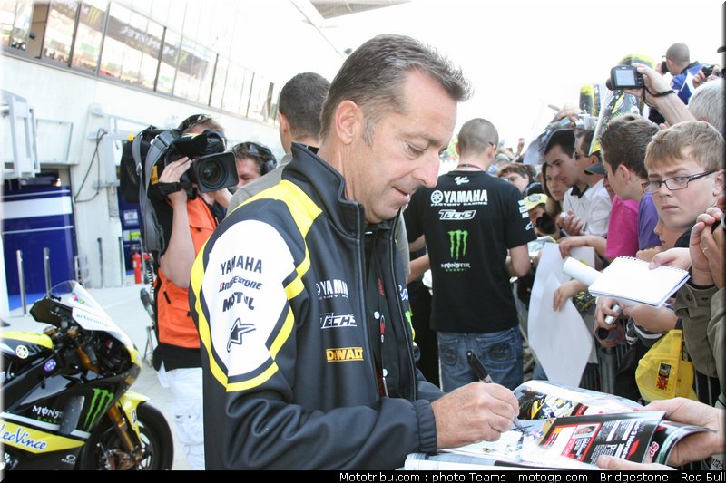 motogp_tech3_1_france_2010