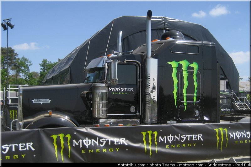 motogp_tech3_7_france_2010